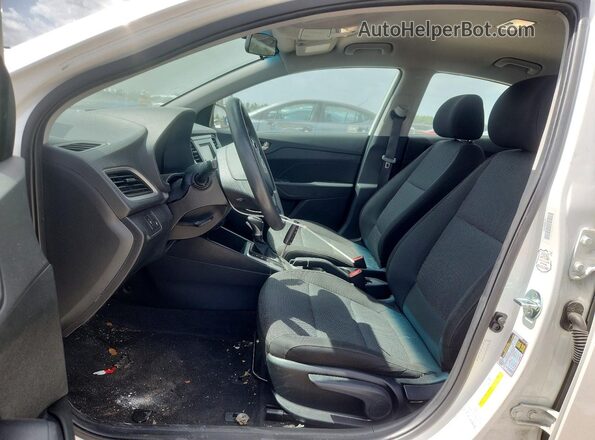 3KPC24A66ME149429 2021 HYUNDAI ACCENT Белый Вид салона спереди