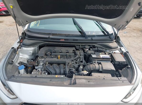 3KPC24A66NE163882 2022 HYUNDAI ACCENT Silver Rear view