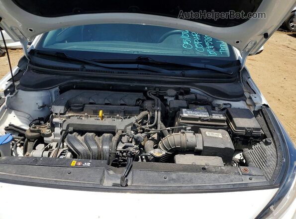 3KPC24A67LE092866 2020 HYUNDAI ACCENT White Vista interior trasera