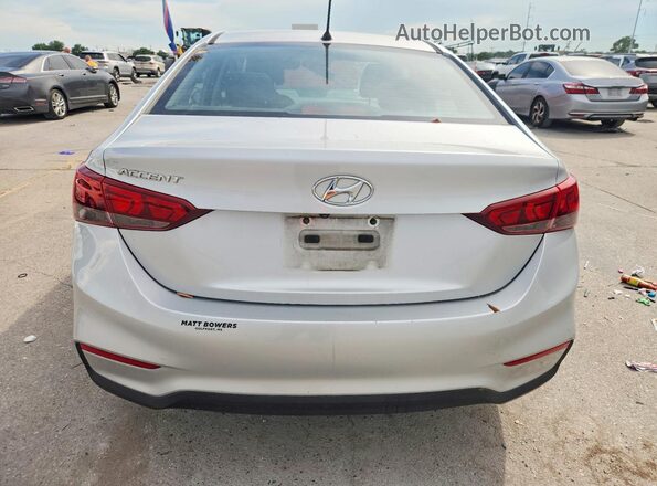 3KPC24A67LE104708 2020 HYUNDAI ACCENT Silver Rear view