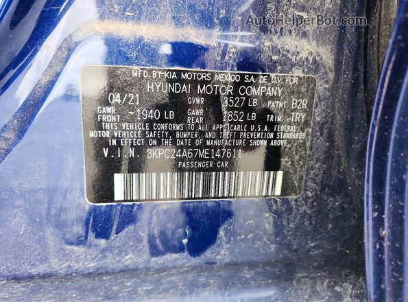 3KPC24A67ME147611 2021 HYUNDAI ACCENT Blue Widok komory silnika