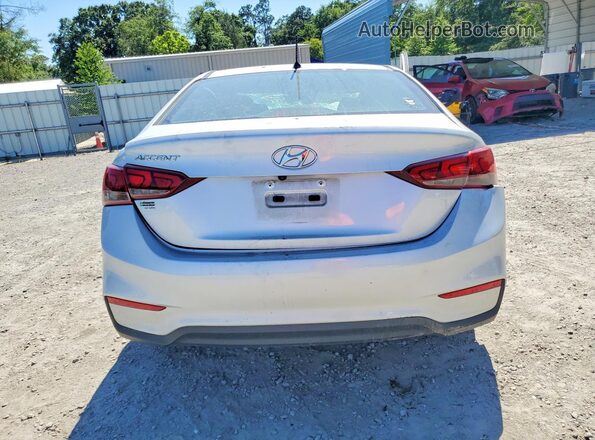 3KPC24A68ME132115 2021 HYUNDAI ACCENT Серебряный Вид сзади