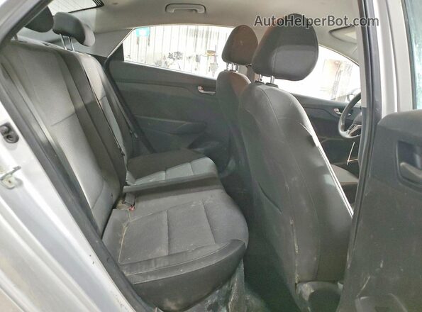 3KPC24A6XLE100863 2020 HYUNDAI ACCENT Серебряный Вид задних сидений