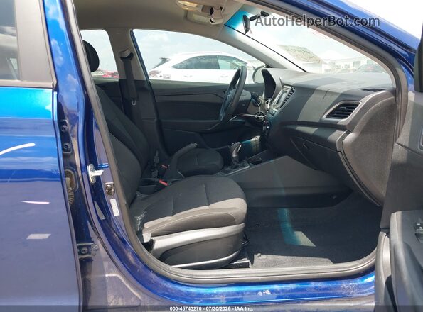 3KPC24A6XLE120692 2020 HYUNDAI ACCENT Синий Вид салона спереди