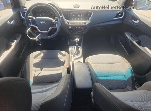 3KPC34A38JE005282 2018 HYUNDAI ACCENT Blue Dashboard view