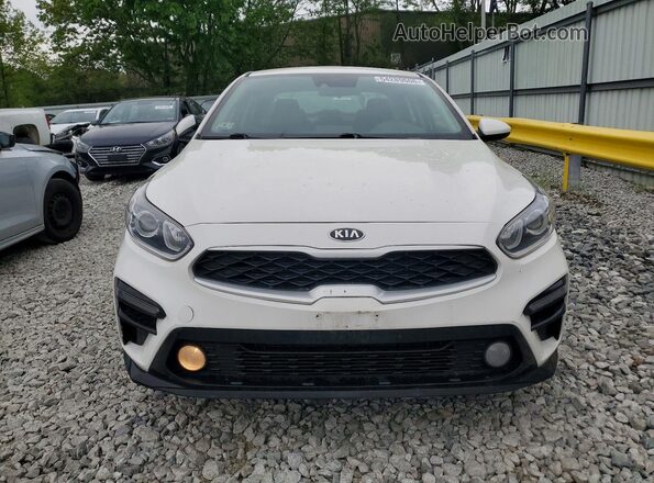 3KPF24AD0KE104236 2019 KIA FORTE Белый Вид спереди