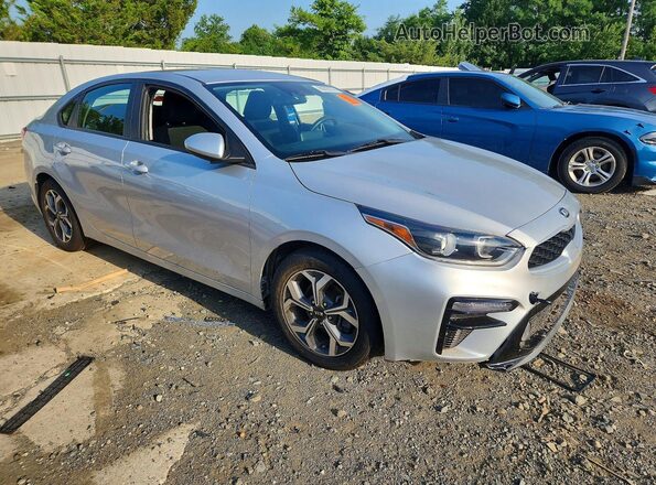 3KPF24AD0KE104804 2019 KIA FORTE Silver Front right