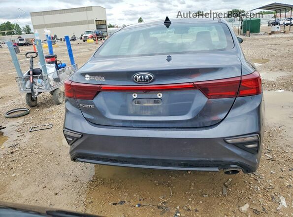 3KPF24AD0LE212986 2020 KIA FORTE Gray Rear view
