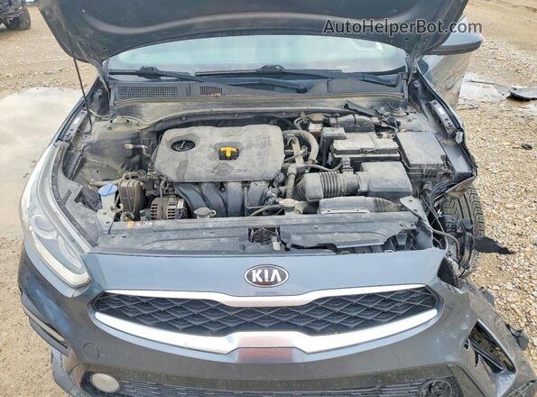 3KPF24AD0LE212986 2020 KIA FORTE Gray Rear interior view