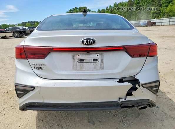 3KPF24AD0ME267441 2021 KIA FORTE Silver Вид ззаду