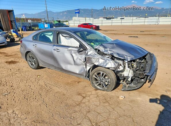 3KPF24AD0PE543685 2023 KIA FORTE Silver Front right