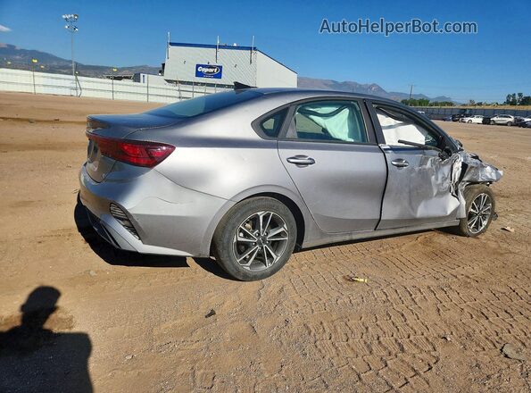 3KPF24AD0PE543685 2023 KIA FORTE Silver Rear right