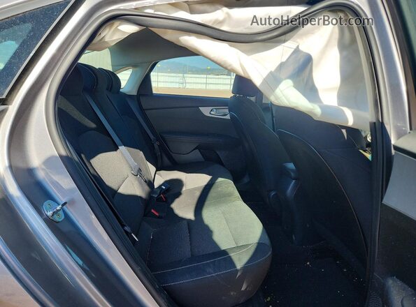 3KPF24AD0PE543685 2023 KIA FORTE Silver Rear seats view