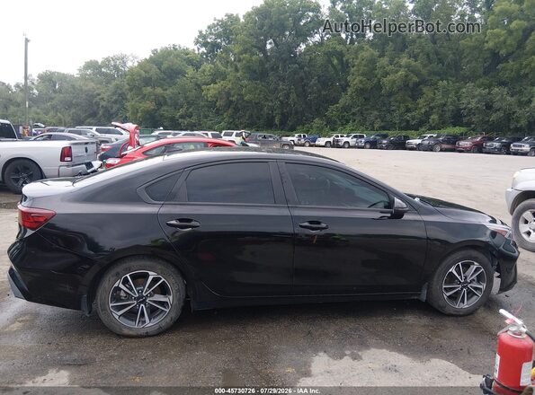 3KPF24AD0PE545324 2023 KIA FORTE Black Rear interior view