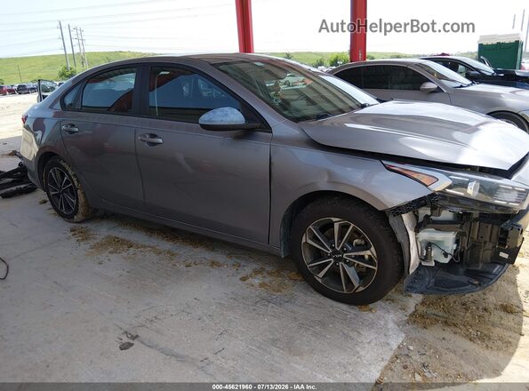 3KPF24AD0PE559935 2023 KIA FORTE Gray Вид задньої частини салону