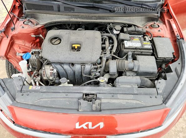 3KPF24AD0PE580977 2023 KIA FORTE Оранжевый Вид задней части салона