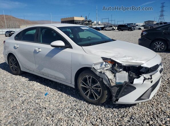3KPF24AD0RE698028 2024 KIA FORTE White Передня права чверть