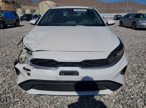 3KPF24AD0RE698028 2024 KIA FORTE White Вид спереду