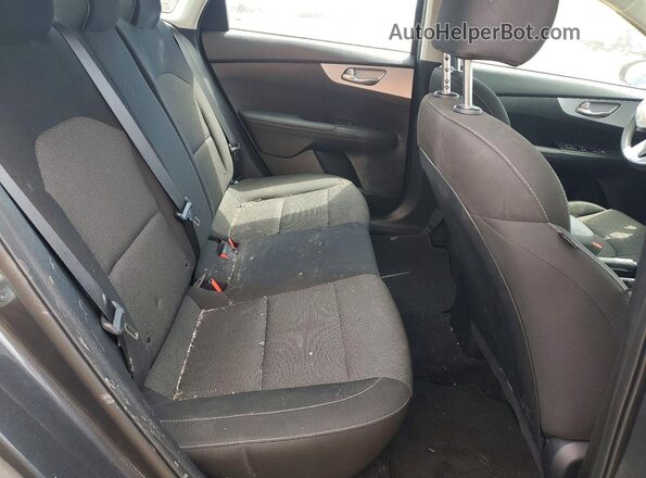 3KPF24AD0RE800928 2024 KIA FORTE Серый Вид задних сидений