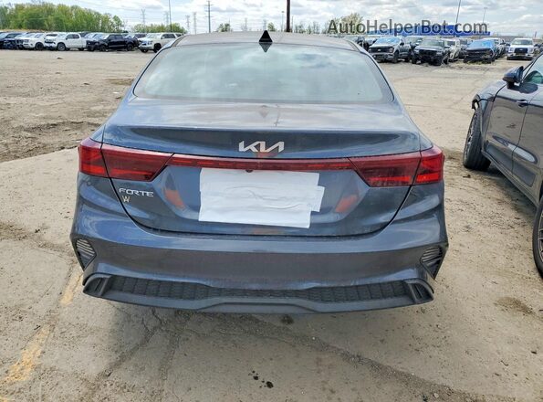 3KPF24AD0RE800928 2024 KIA FORTE Серый Вид сзади