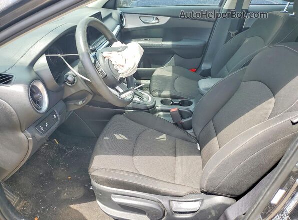 3KPF24AD0RE800928 2024 KIA FORTE Серый Вид салона спереди