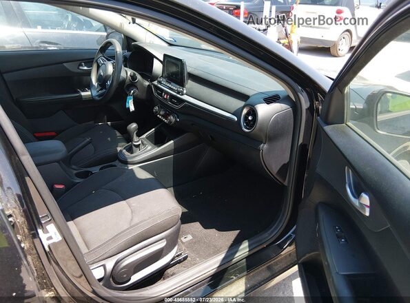 3KPF24AD1KE012472 2019 KIA FORTE Black Widok wnętrza z przodu