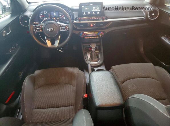 3KPF24AD1KE060618 2019 KIA FORTE White Առջևի վահանակի տեսք