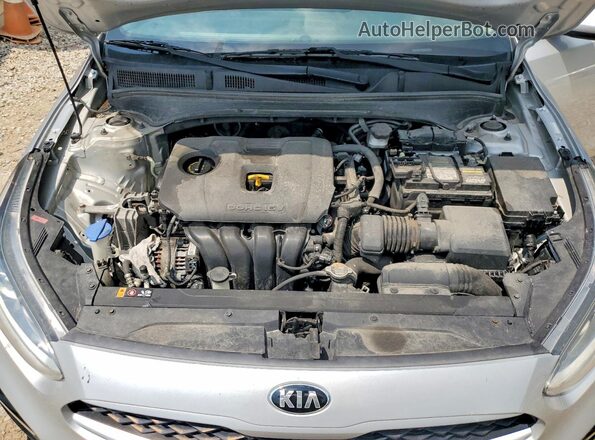 3KPF24AD1LE176273 2020 KIA FORTE Silver Vista interior trasera