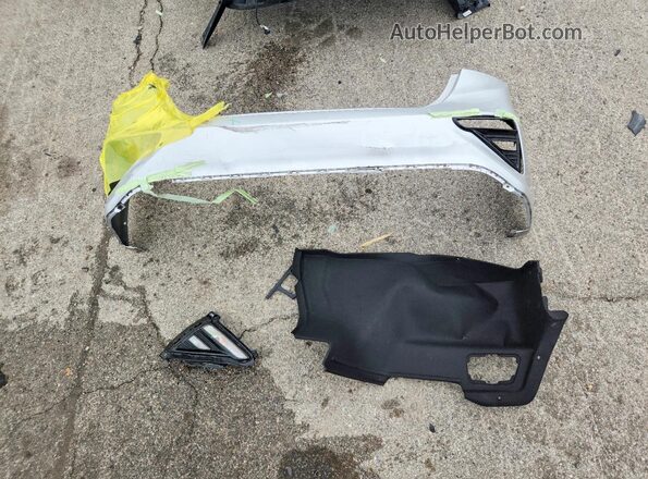 3KPF24AD1ME292221 2021 KIA FORTE Silver Engine compartment view