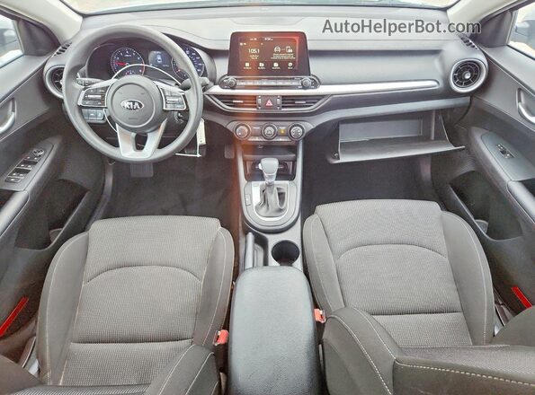 3KPF24AD1ME292221 2021 KIA FORTE Silver Dashboard view
