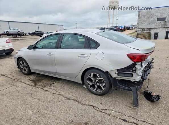 3KPF24AD1ME292221 2021 KIA FORTE Silver Rear left