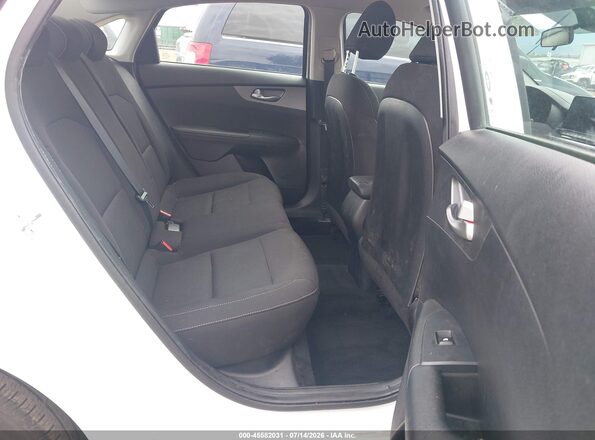 3KPF24AD1ME332488 2021 KIA FORTE White Vista de la etiqueta del VIN