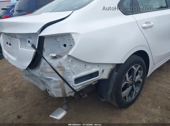 3KPF24AD1ME332488 2021 KIA FORTE White Vista interior de 360 grados