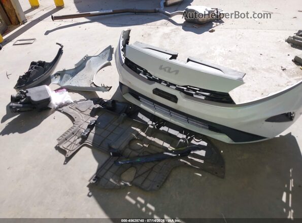 3KPF24AD1NE478875 2022 KIA FORTE Белый Вид щитка приборов