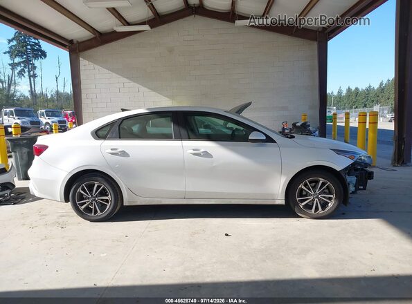 3KPF24AD1NE478875 2022 KIA FORTE Белый Панорамный вид салона 360°