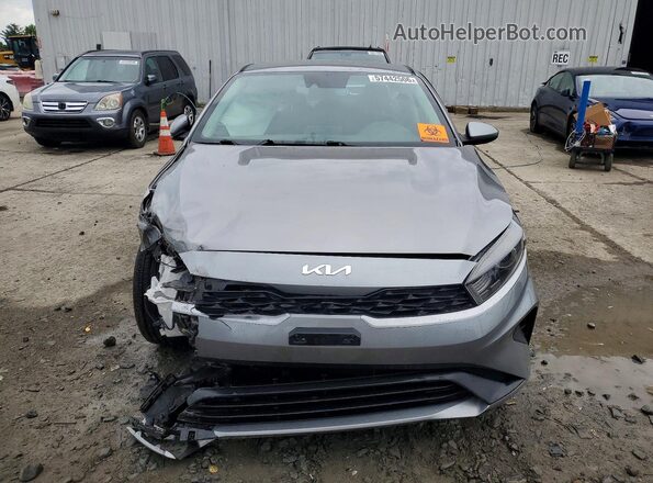 3KPF24AD1PE525339 2023 KIA FORTE Silver Вид спереду