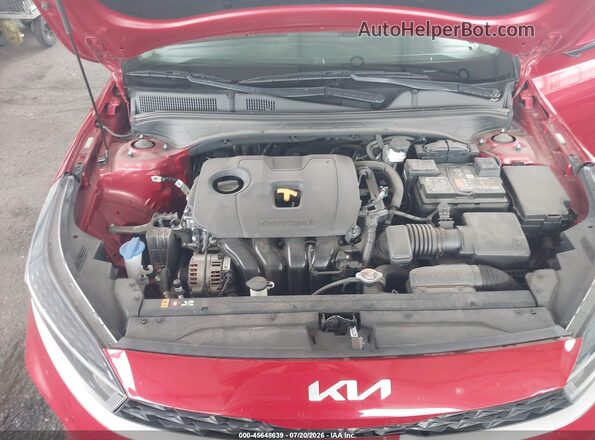 3KPF24AD1PE543842 2023 KIA FORTE Красный Вид сзади