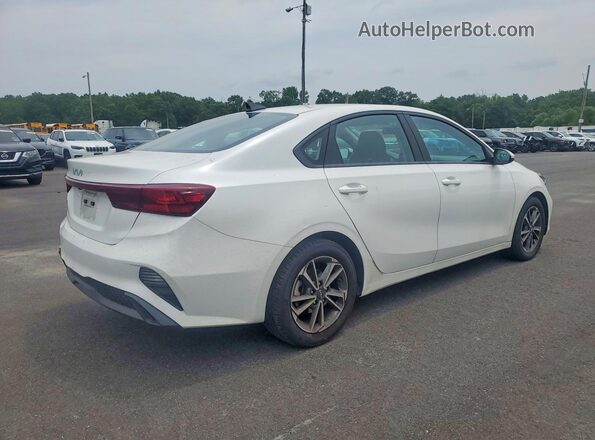3KPF24AD1PE583287 2023 KIA FORTE White Задня права чверть