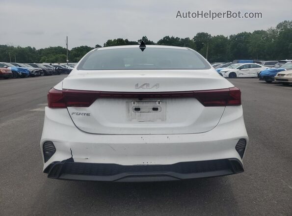3KPF24AD1PE583287 2023 KIA FORTE White 