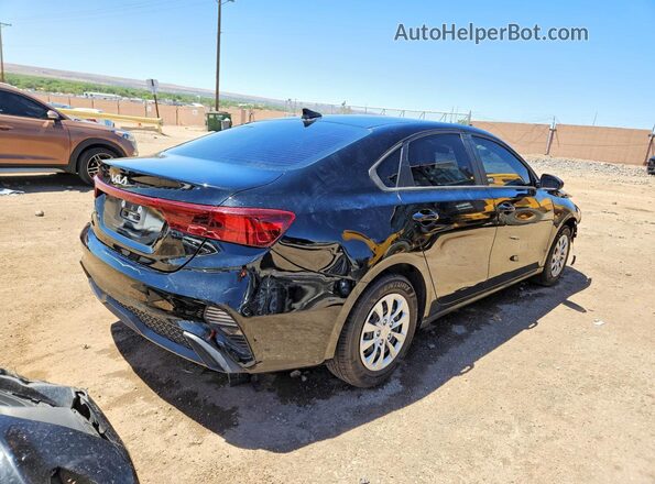 3KPF24AD1PE685396 2023 KIA FORTE Black Tył prawy