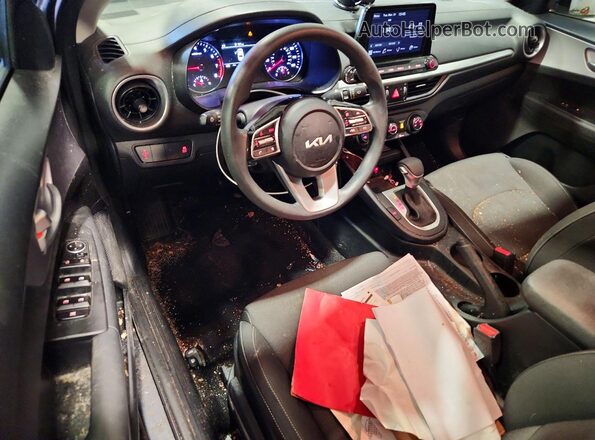3KPF24AD1RE758379 2024 KIA FORTE Gray წინა პანელის ხედი