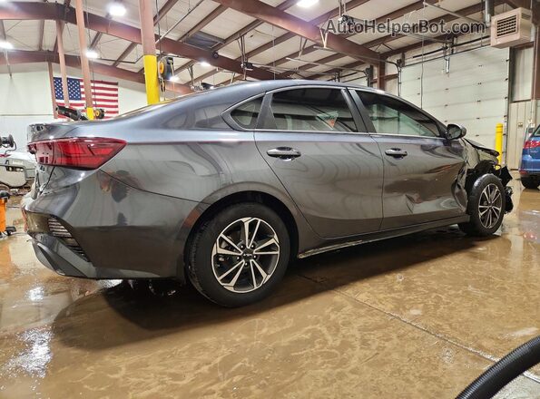 3KPF24AD1RE758379 2024 KIA FORTE Gray უკანა მარჯვენა
