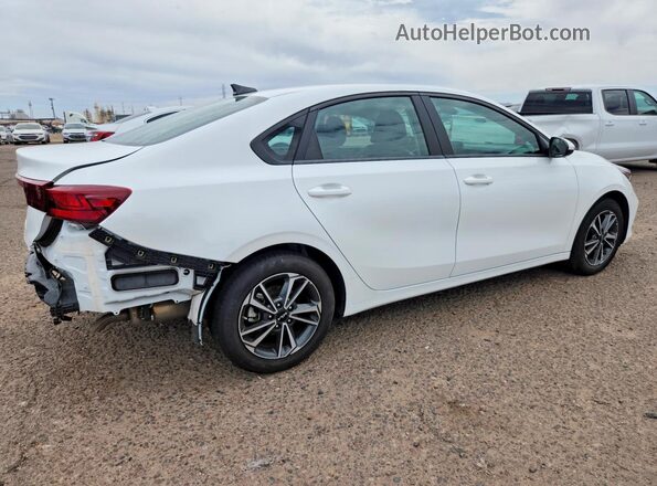 3KPF24AD1RE770970 2024 KIA FORTE White უკანა მარჯვენა