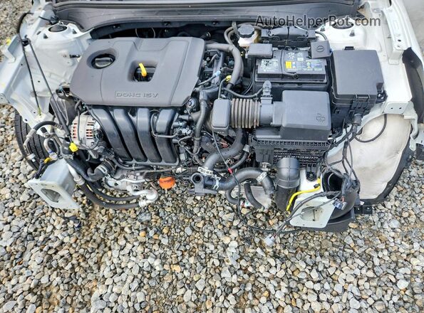 3KPF24AD1RE787624 2024 KIA FORTE White Vista interior trasera