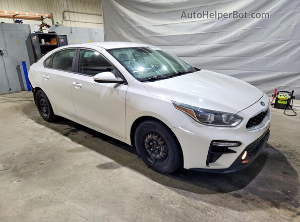3KPF24AD2KE007491 2019 KIA FORTE White Przód prawy