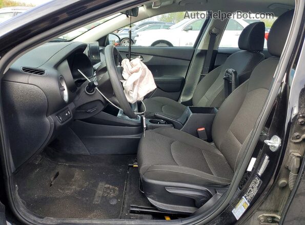 3KPF24AD2KE025201 2019 KIA FORTE Черный Вид салона спереди