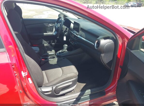 3KPF24AD2KE055363 2019 KIA FORTE Red Вид салону спереду