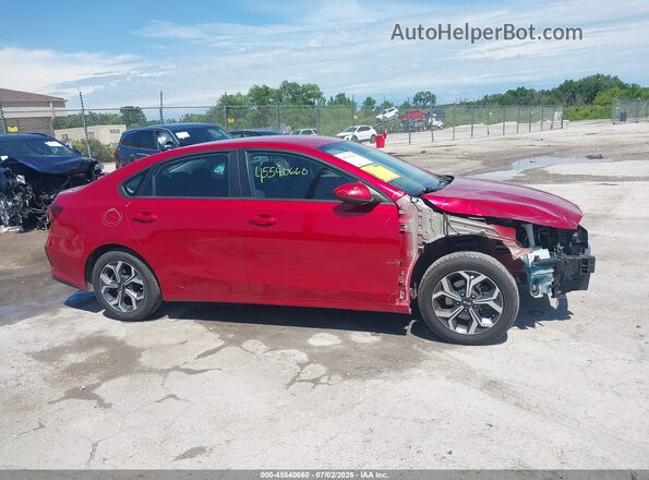 3KPF24AD2KE055363 2019 KIA FORTE Red Вид задньої частини салону