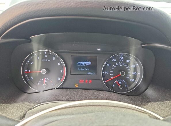 3KPF24AD2KE098441 2019 KIA FORTE Black Widok zestawu wskaźników