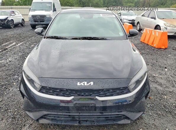 3KPF24AD2NE438966 2022 KIA FORTE Черный Вид спереди